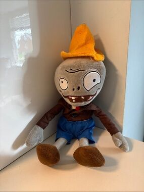 Plants vs Zombies 12” Conehead Plush